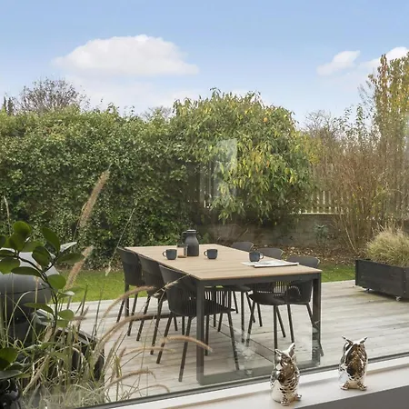 Stylish In Near Billund -4 Bedroom ヴィラ *